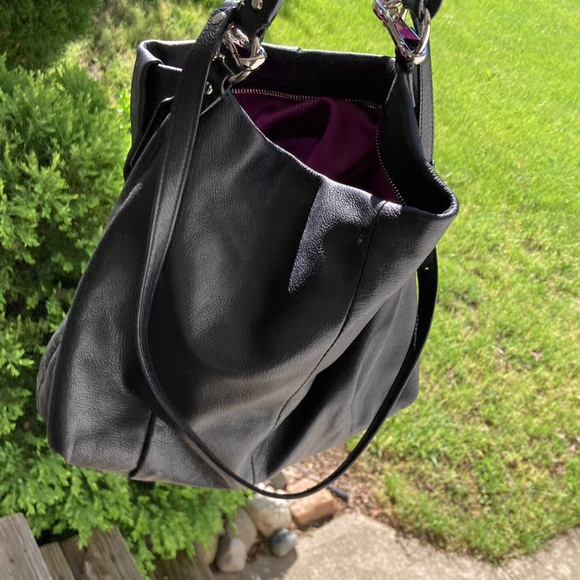 Black leather Coach purse - Picture 7 of 11